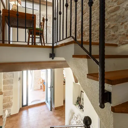 Milka Charming Family Near Rabac * Veli Turini